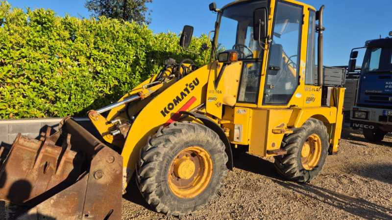 OmecoHub - KOMATSU WB70A